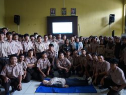 *Hadir Di SMAN 1 Palangka Raya, Rumkit Bhayangkara Beri Pengetahuan Para Pelajar Tentang BHD Dan Pentingnya MCU Sejak Dini*